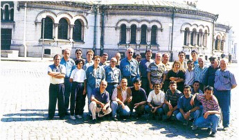 g12